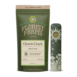 green-crack-rechargeable-vape-1g-florist-farms: A clear product shot of the Florist Farms Green Crack Rechargeable Vape, highlighting its sleek design and the 1g cartridge.